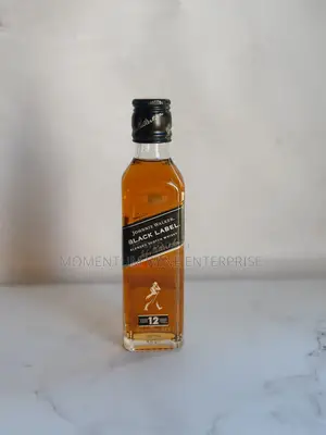 Johnnie Walker Black Label Whiskey 200ml