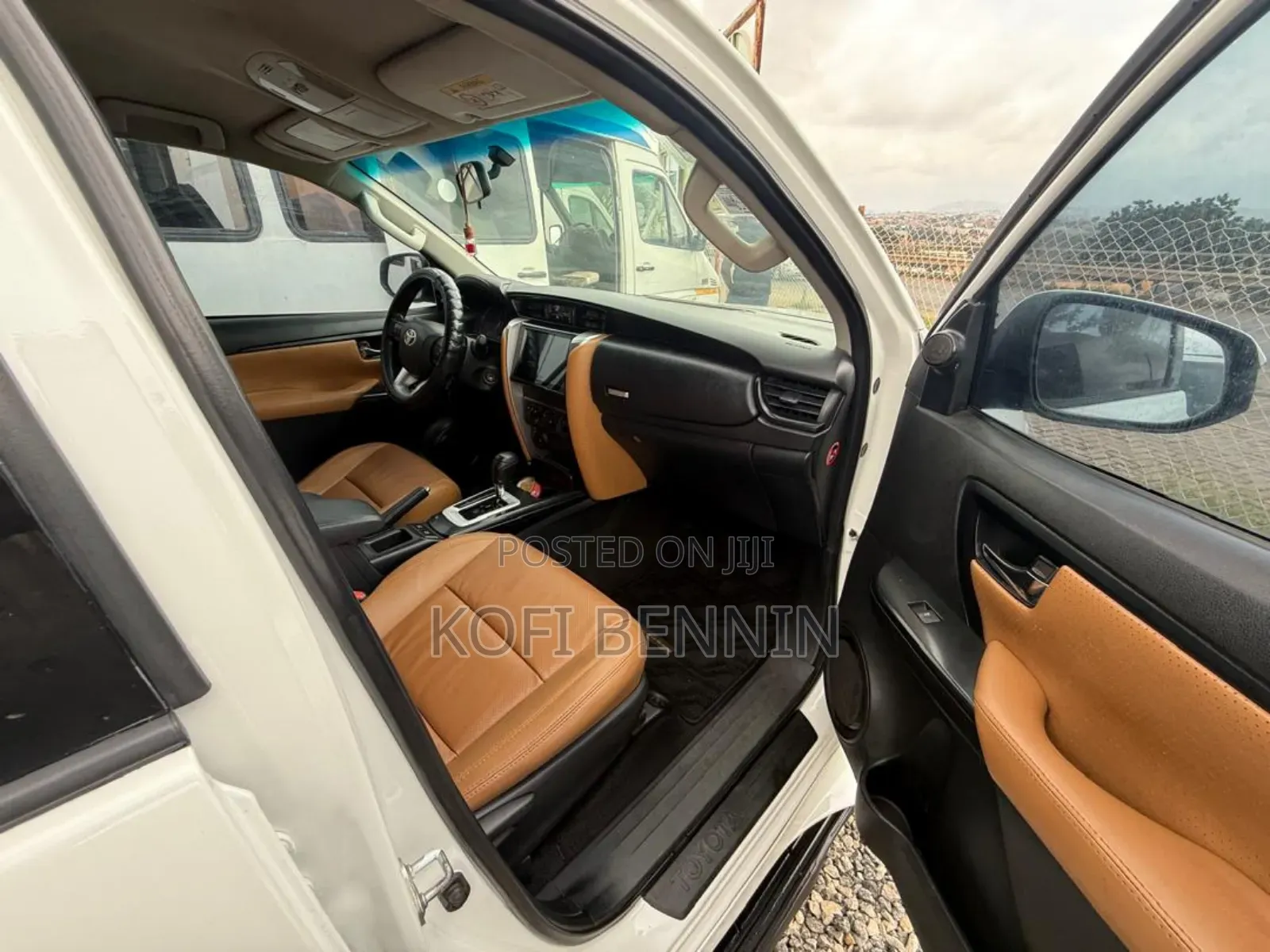 Toyota Fortuner 2.7 AWD 2018 White