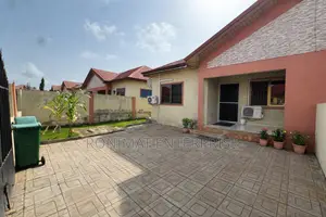 2bdrm House in Lake Side Estate for sale