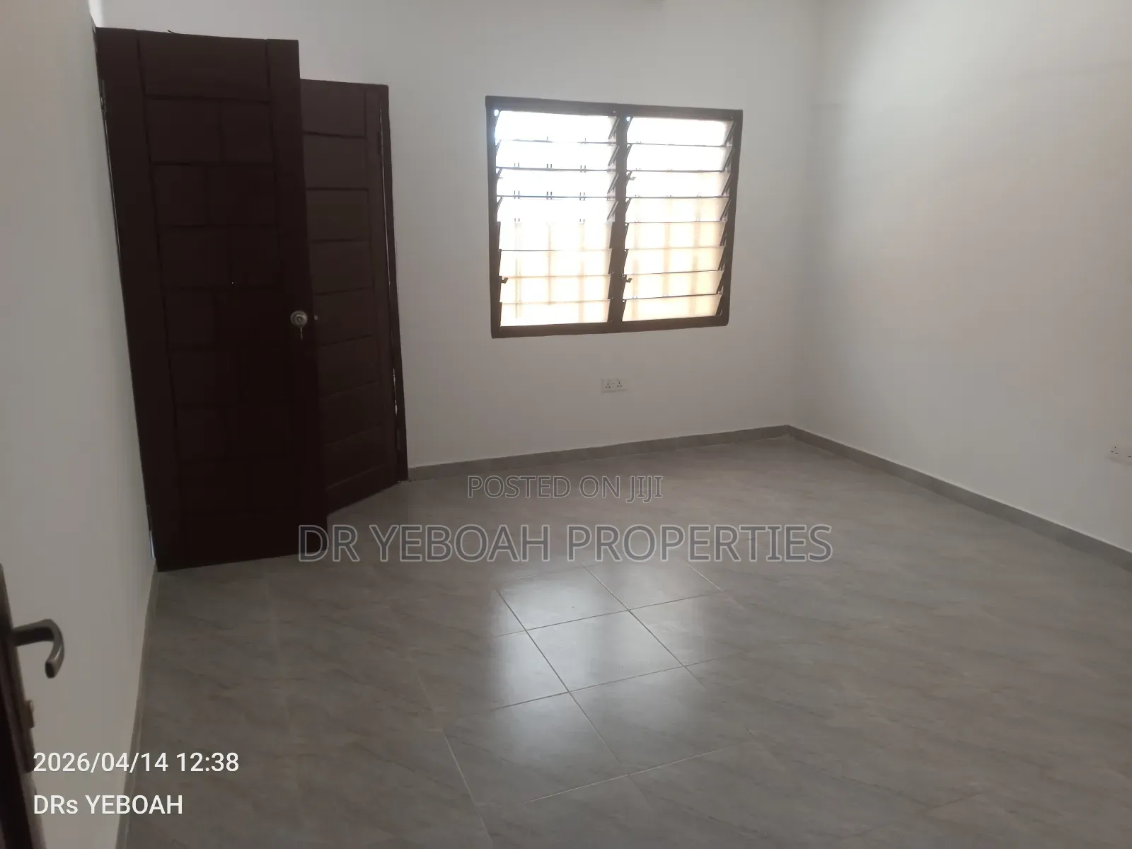 1bdrm Apartment in Spintex Road:- Hall for rent
