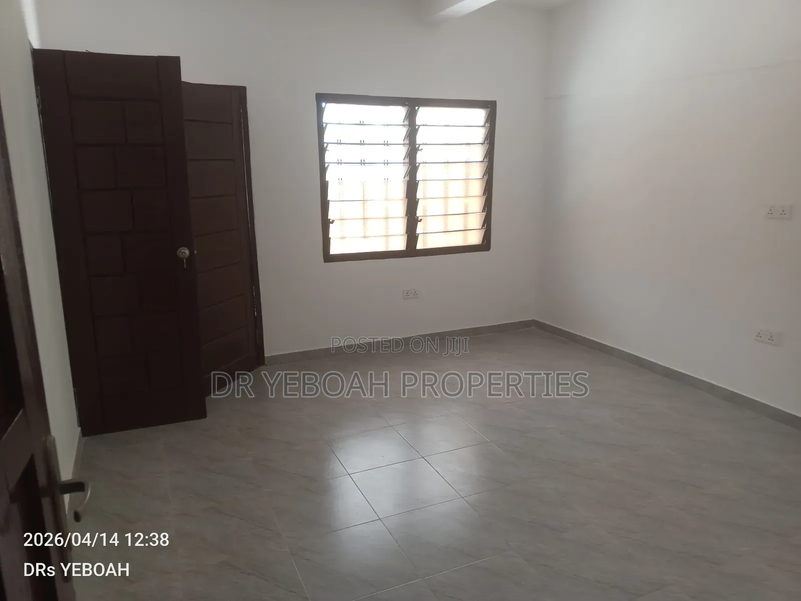 1bdrm Apartment in Spintex Road:- Hall for rent