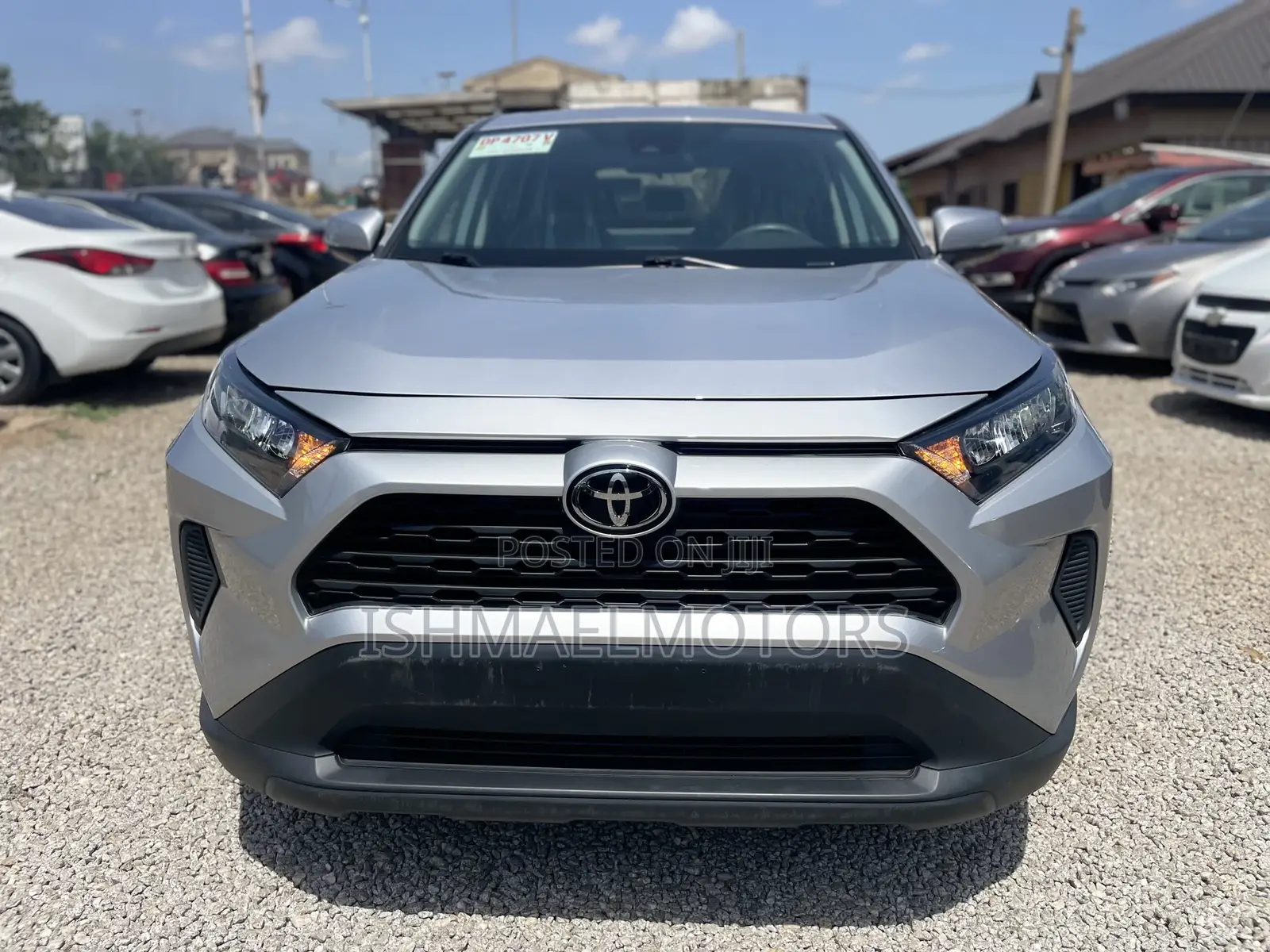 Toyota RAV4 2025 Silver