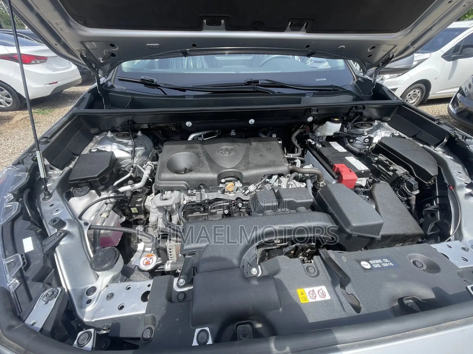 Toyota RAV4 2025 Silver