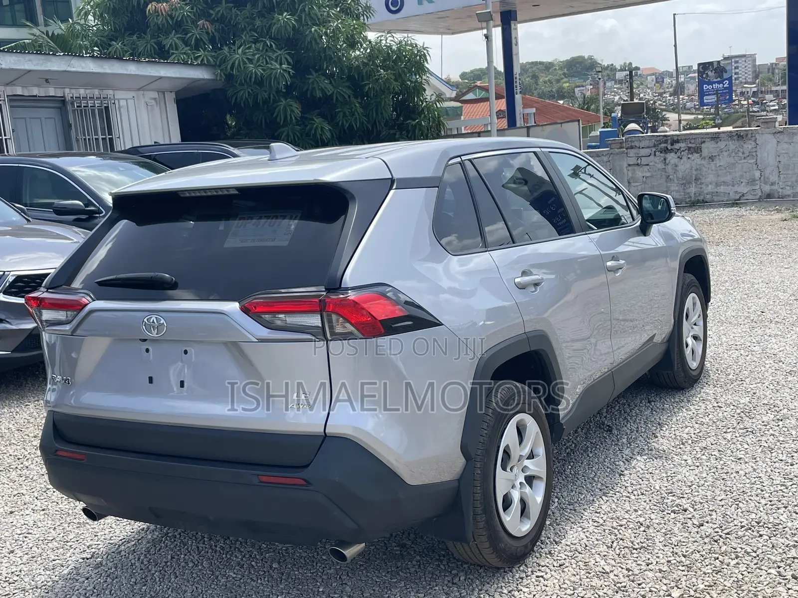Toyota RAV4 2025 Silver