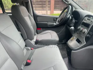 Hyundai Starex 2015 Silver