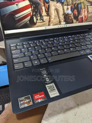 Laptop Lenovo IdeaPad 500S 16GB AMD Ryzen 5 SSD 512GB