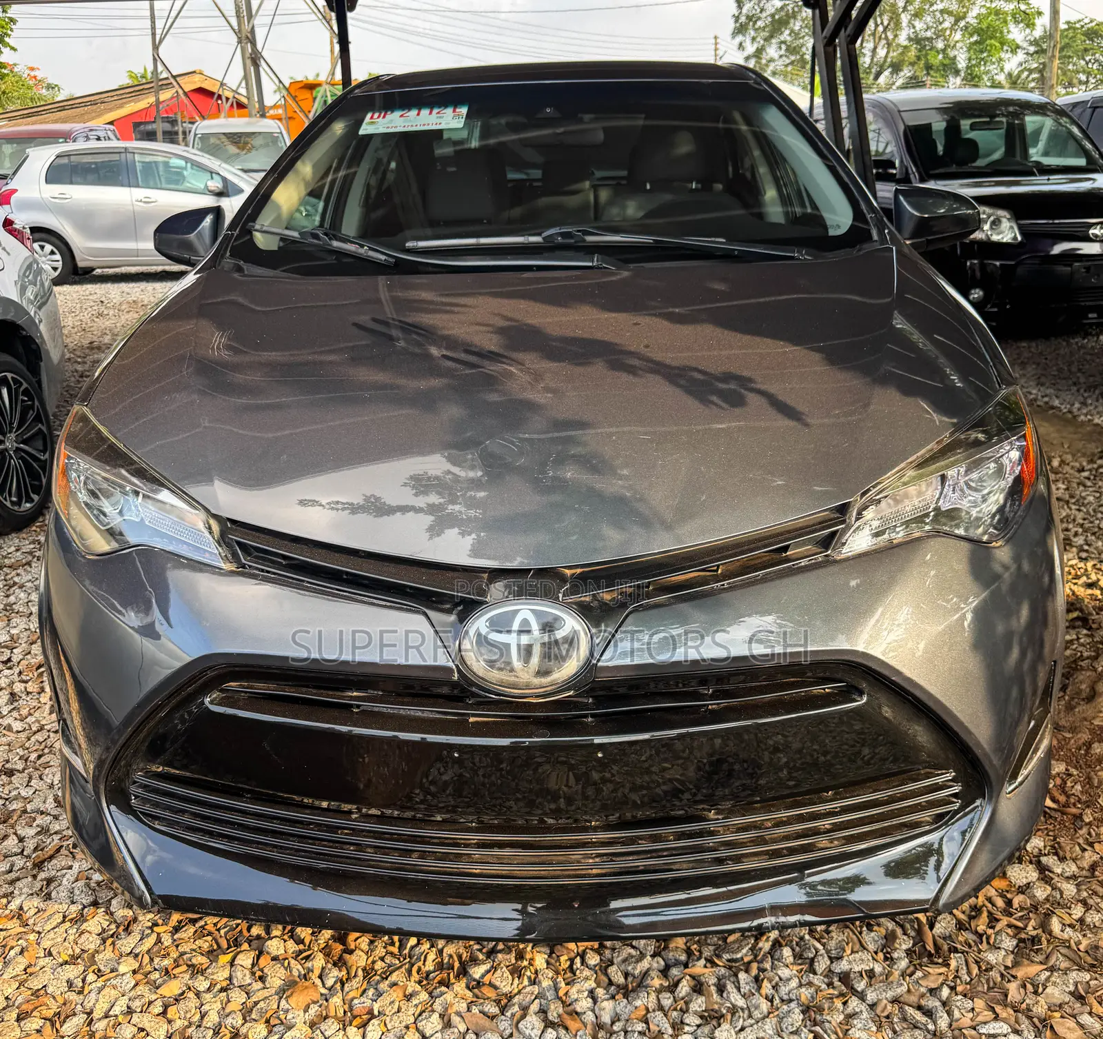 Toyota Corolla LE 4dr Sedan (1.8L 4cyl CVT) 2017 Gray