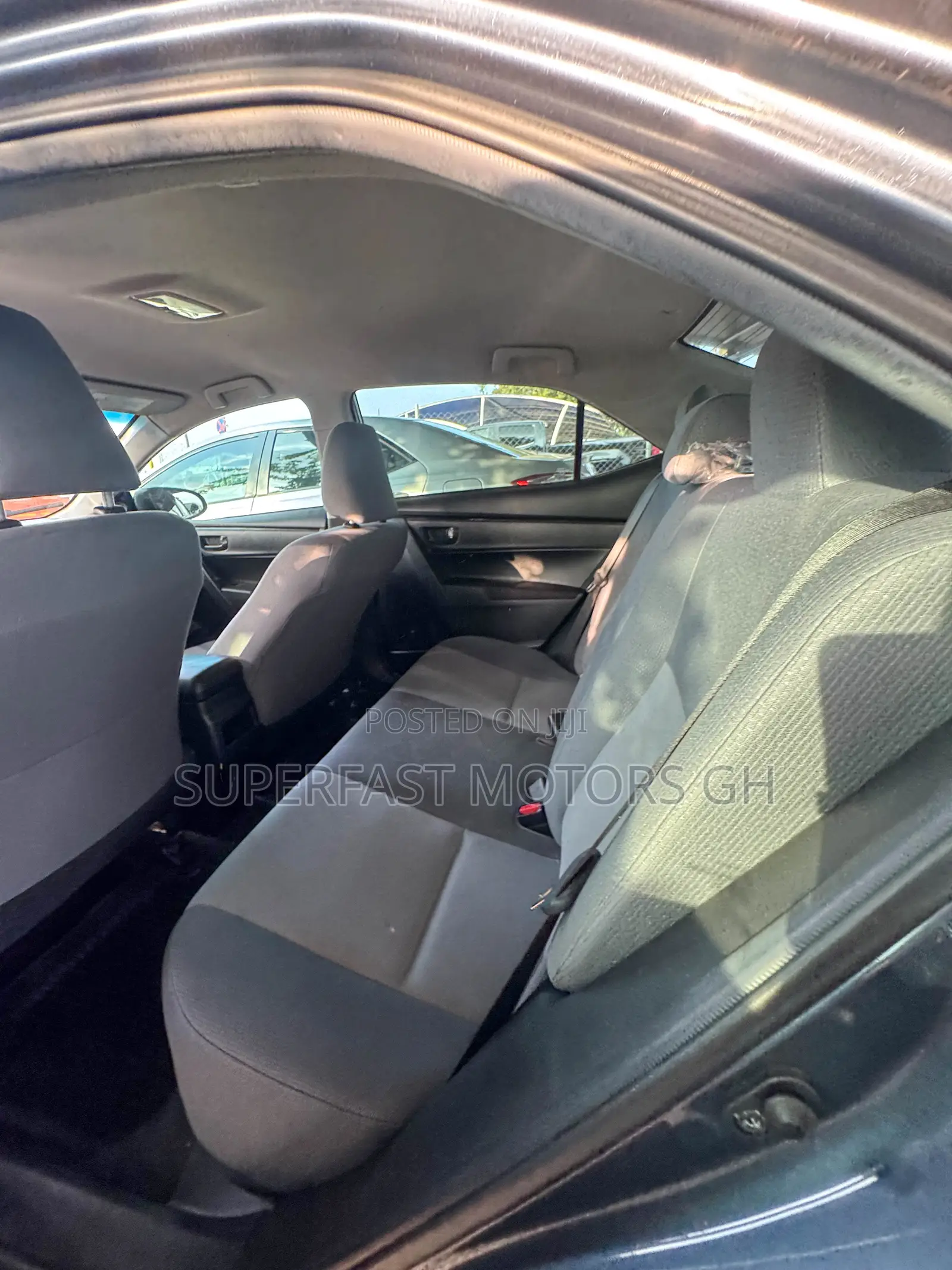 Toyota Corolla LE 4dr Sedan (1.8L 4cyl CVT) 2017 Gray