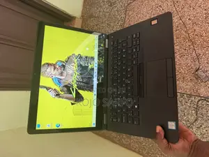 Laptop Dell Latitude E7470 8GB Intel Core i5 SSD 256GB
