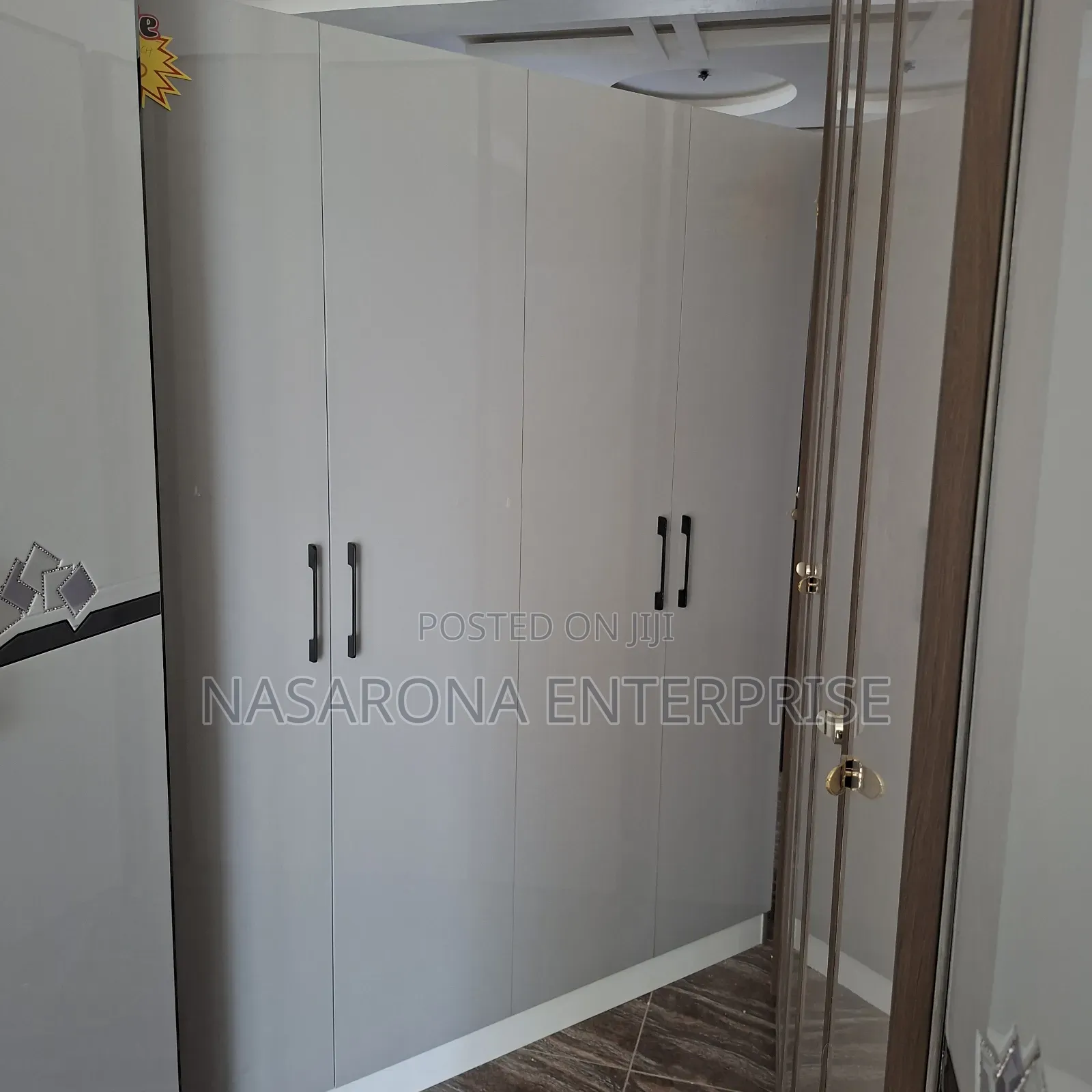 Glossy 4 Door Double Wardrobe 160x55x200cm G-44-Ch