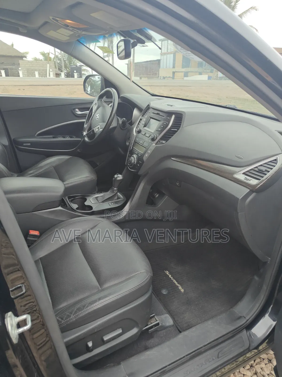 Hyundai Santa Fe Limited 4dr SUV AWD (3.3L 6cyl 6A) 2015 Black