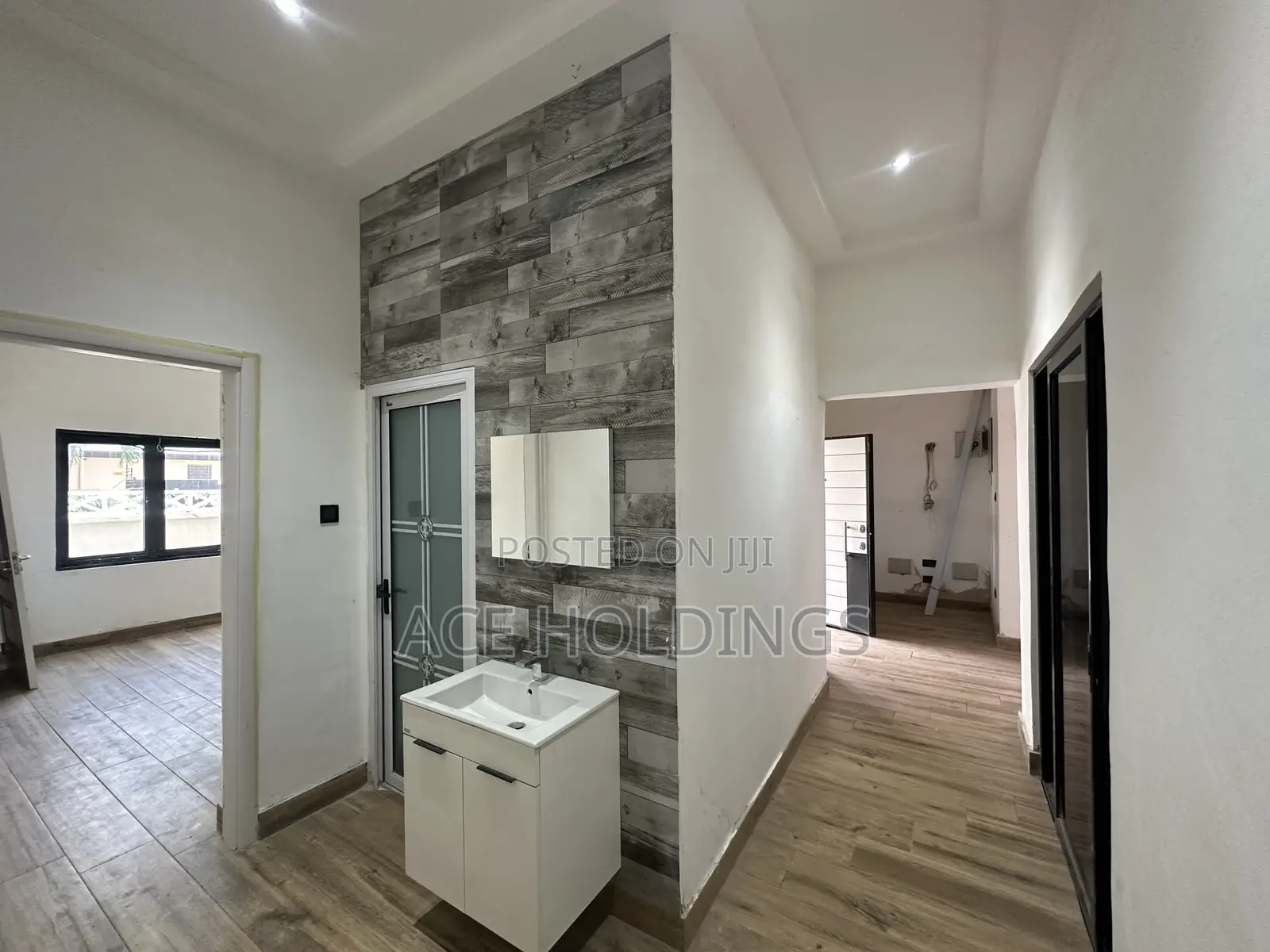 4bdrm Mansion in Trasacco, East Legon for rent