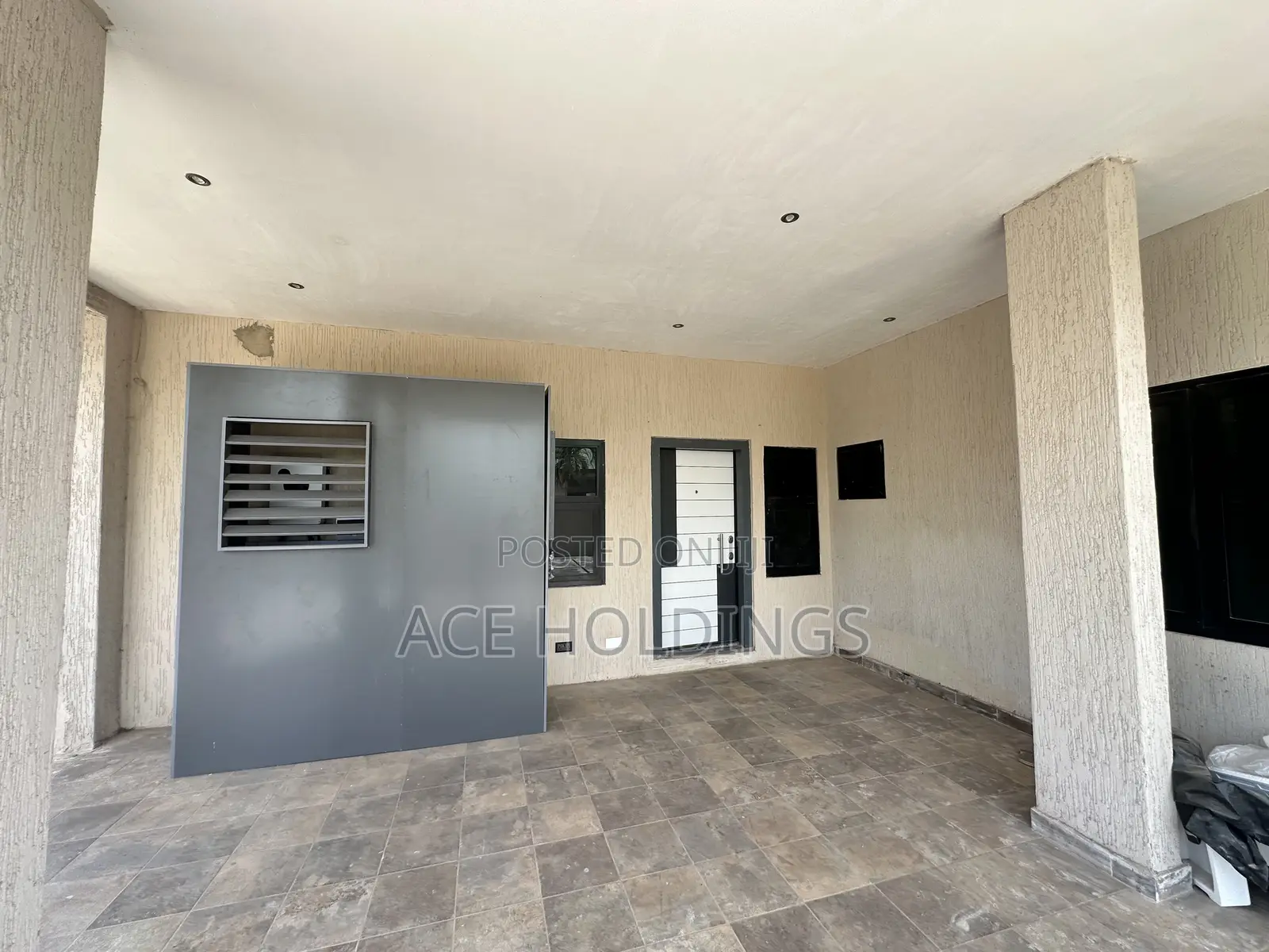 4bdrm Mansion in Trasacco, East Legon for rent