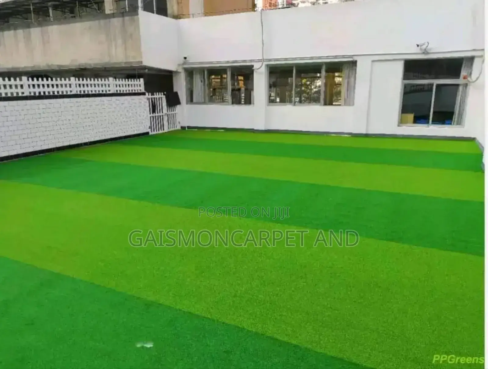 Selling Yards and in Bundles Artificial Glass Carpet All Colors
