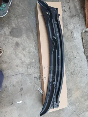 Nissan Qashqai 2007 to 2014 Wiper Panel