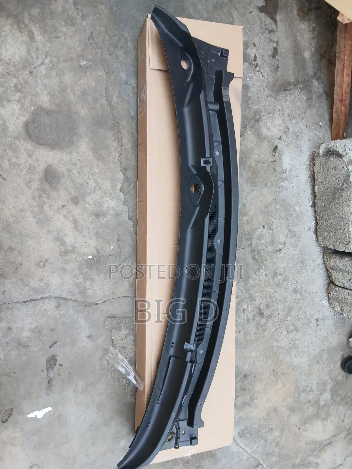Nissan Qashqai 2007 to 2014 Wiper Panel
