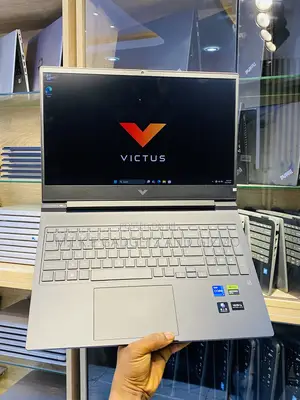 New Laptop HP Victus 15 16GB Intel Core i7 SSD 1T
