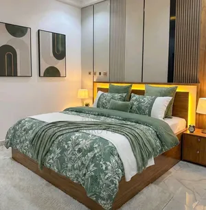 Lumina Max Queen Size Bed