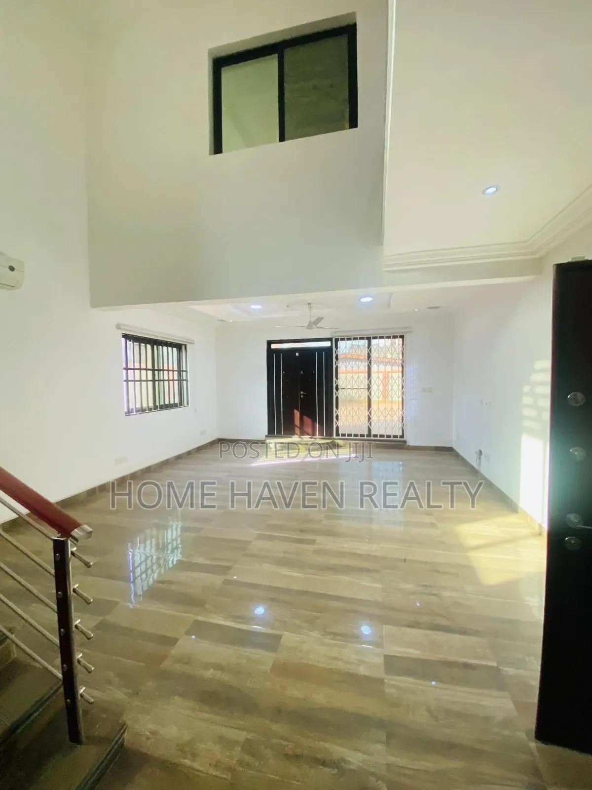 5bdrm House in Dzorwulu for rent