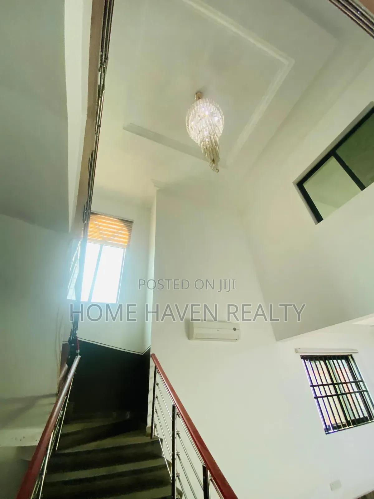 5bdrm House in Dzorwulu for rent