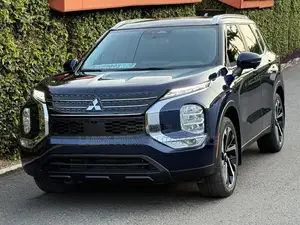 Mitsubishi Outlander SE 2022 Blue