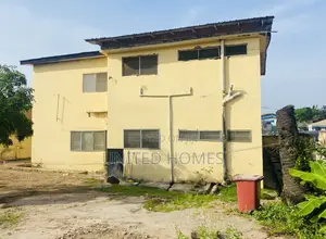 3bdrm House in Odorkor for sale