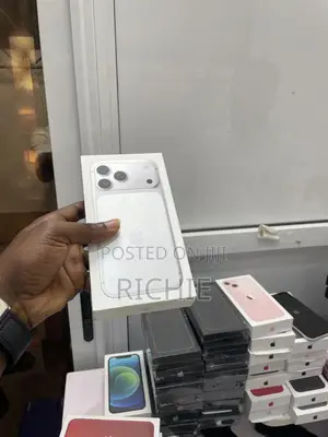 New Apple iPhone 17 Pro Max 256 GB White