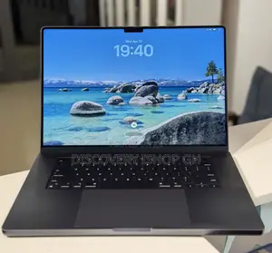 Apple MacBook Pro 2023 M3 Pro 16-inch 18GB Apple M3 Pro SSD 512GB