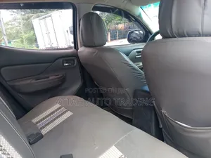 Mitsubishi L200 2018 White