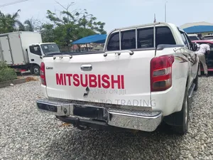 Mitsubishi L200 2018 White
