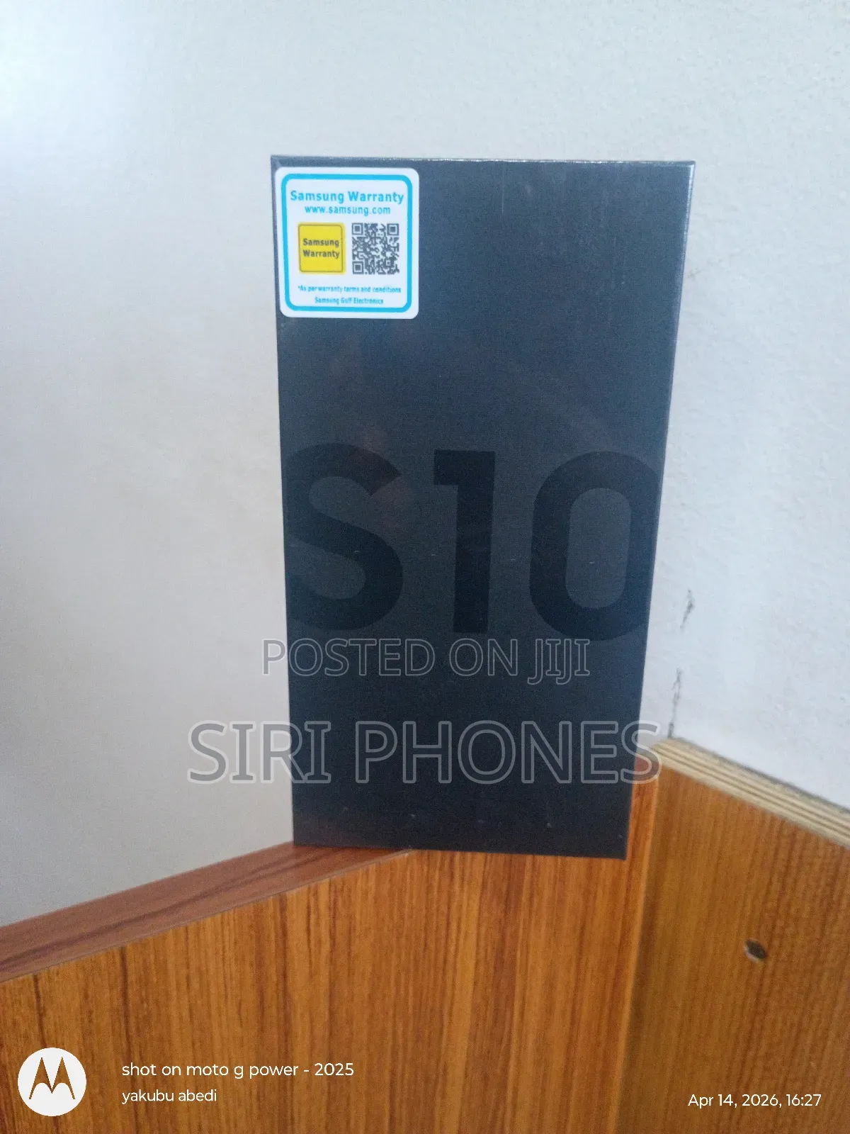 New Samsung Galaxy S10 128 GB Black