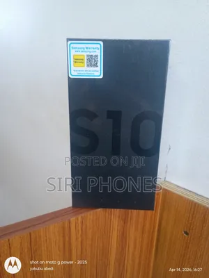 New Samsung Galaxy S10 128 GB Black