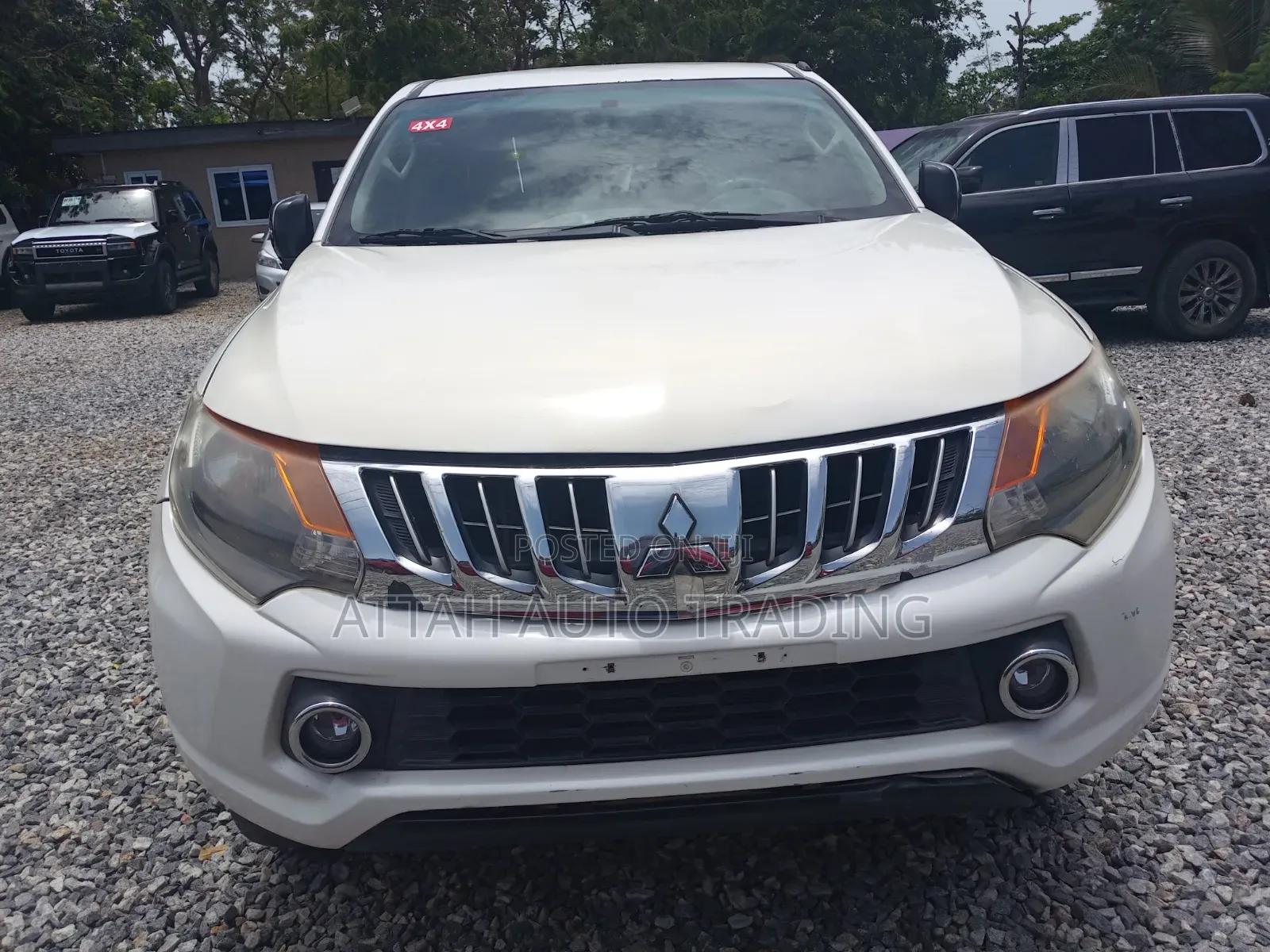 Mitsubishi L200 2018 White