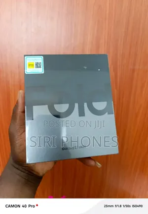 New Samsung Galaxy Z Fold4 256 GB Black