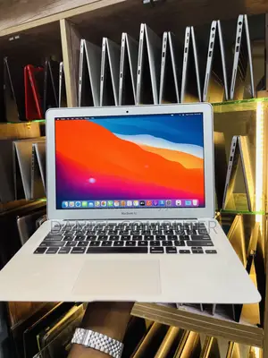 Laptop Apple MacBook Air 2014 8GB Intel Core i5 SSD 256GB