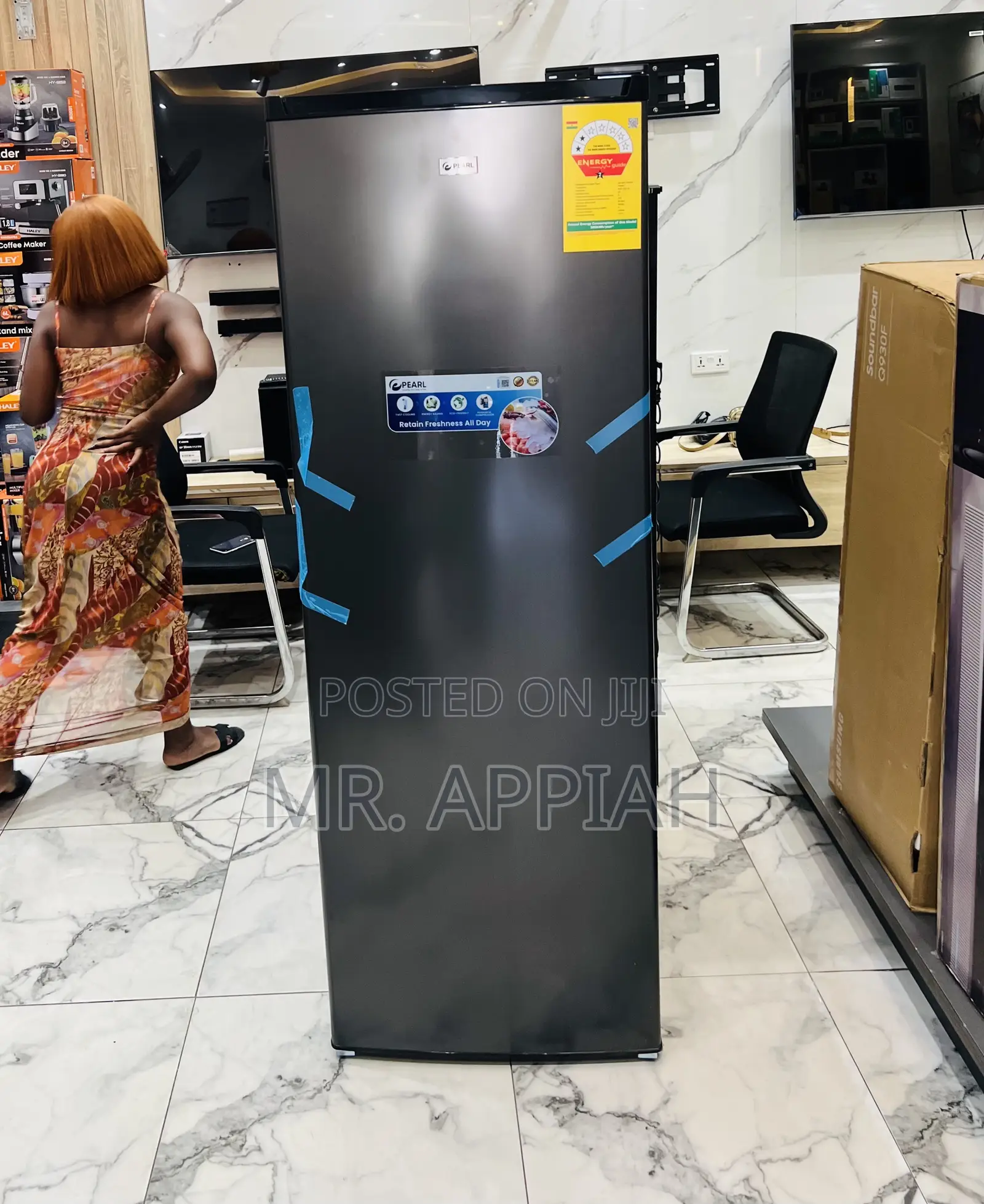 Eco-Friendly Pearl Puf-370 Single Door Upright Standing Freezer 