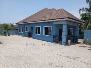 3bdrm Apartment in Okpoegonor, Manet Court for rent