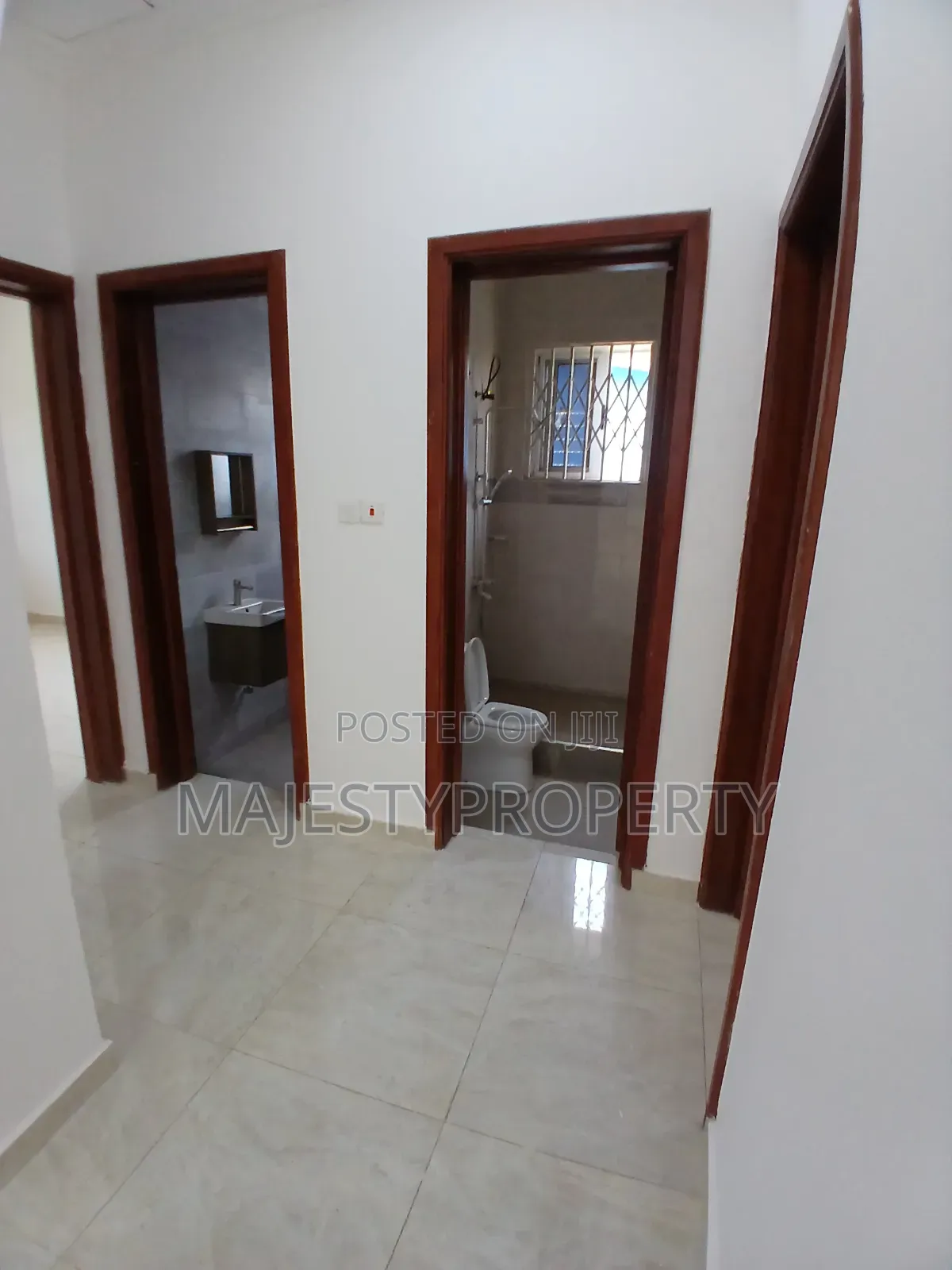 3bdrm Apartment in Okpoegonor, Manet Court for rent