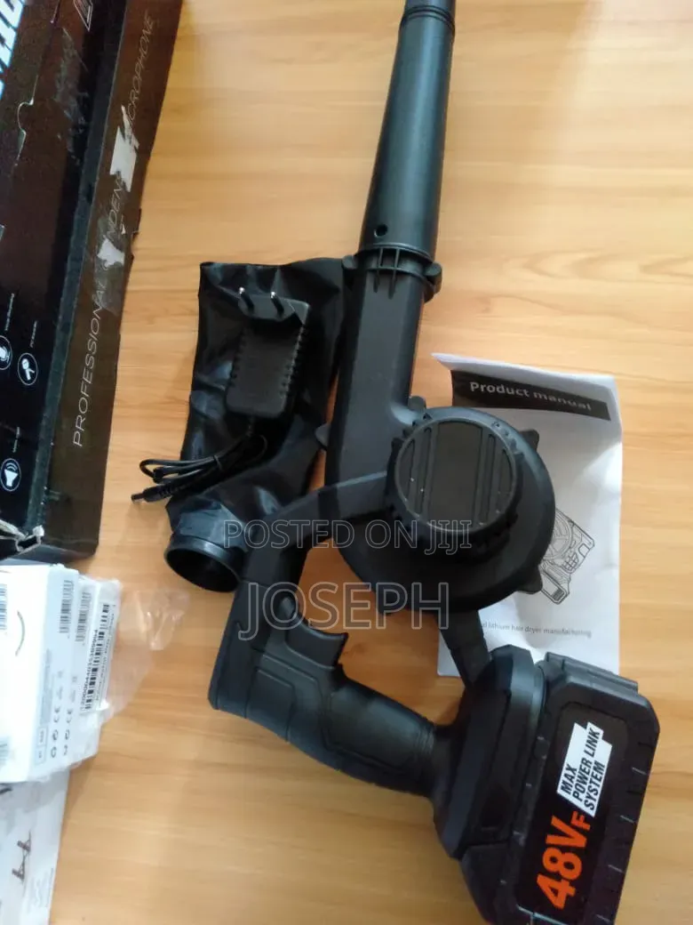 Battery Powered Blower Black