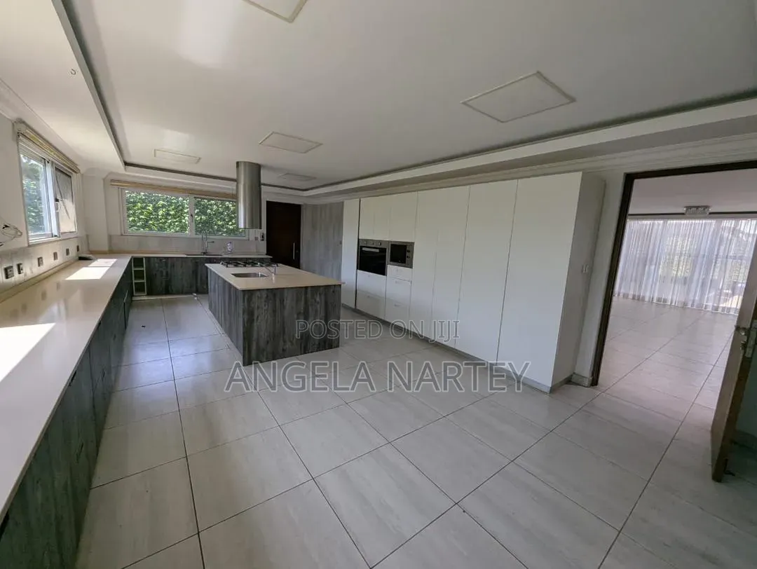 4bdrm House in Airport Residential for sale