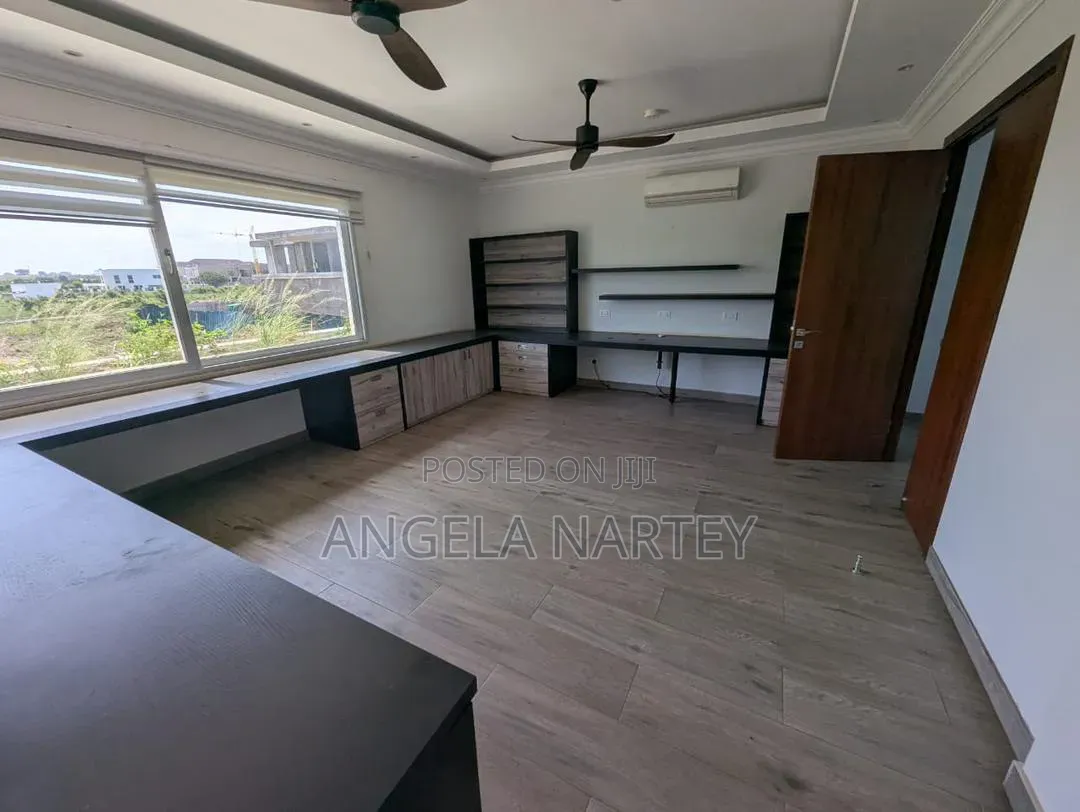 4bdrm House in Airport Residential for sale