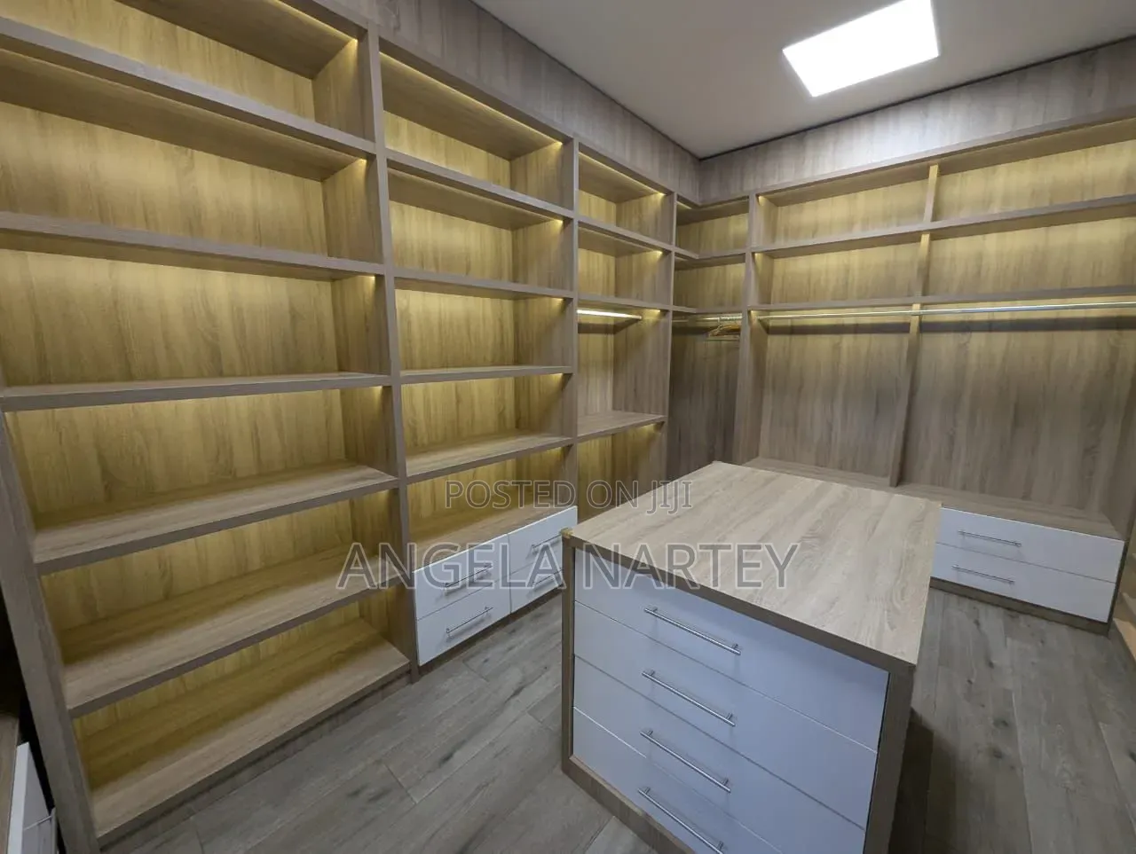 4bdrm House in Airport Residential for sale