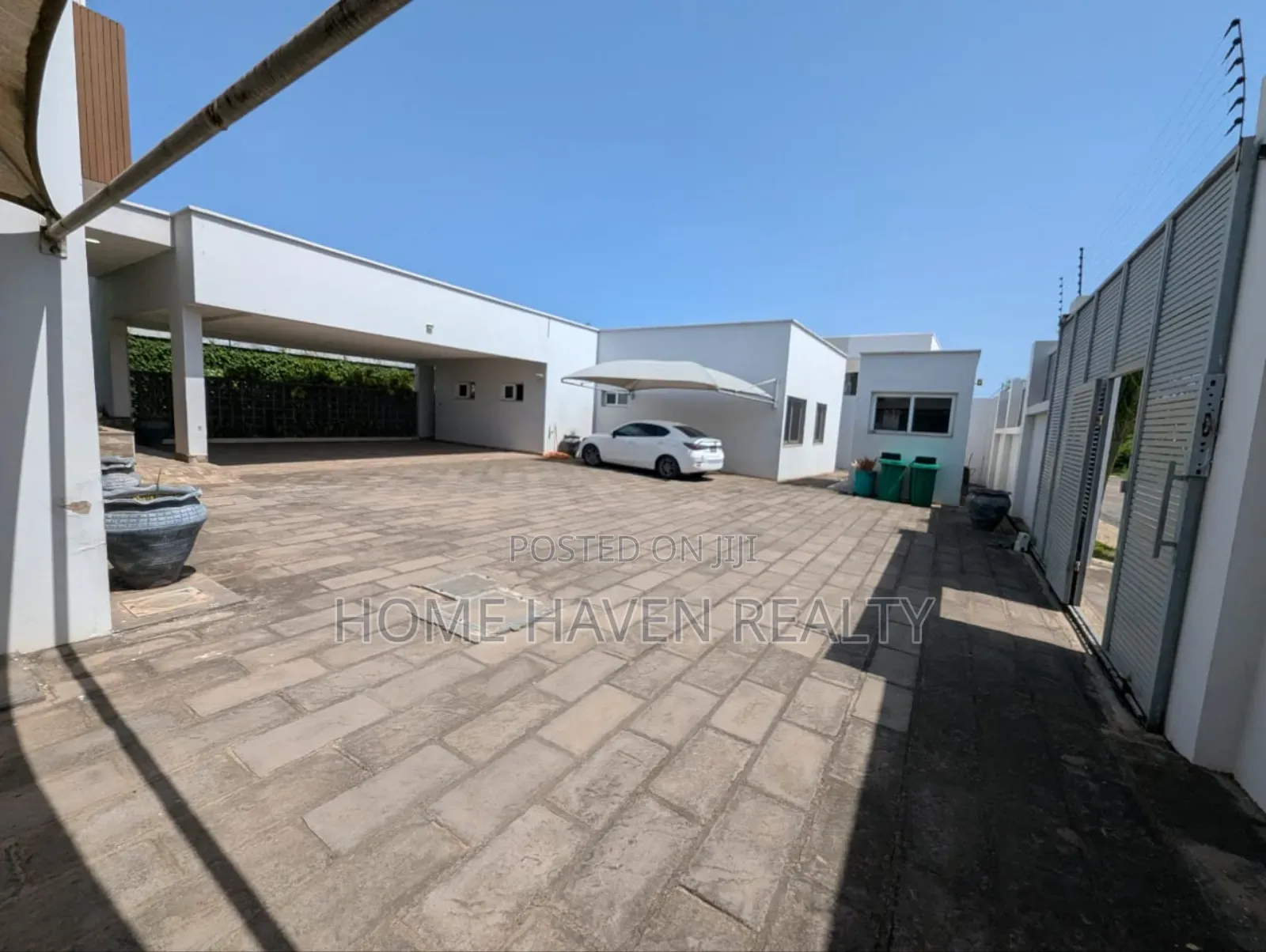 4bdrm House in Airport Hills for sale