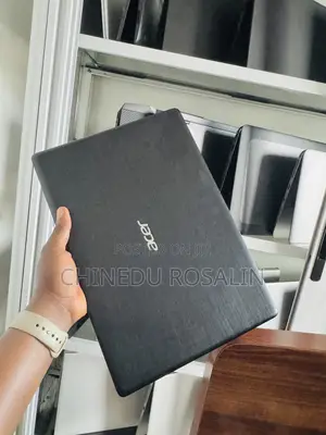 Laptop Acer Swift 1 4GB Intel Celeron SSD 60GB