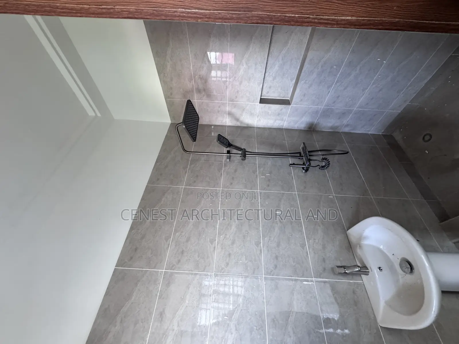 3bdrm Duplex in Amasaman for sale