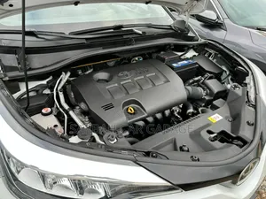 Toyota C-HR XLE FWD Sport Utility (2.0L 4cyl 2AM) 2018 Gray
