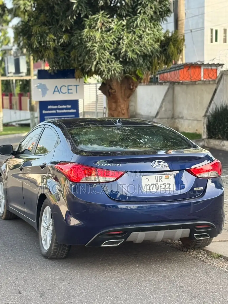 Hyundai Elantra GLS Sedan FWD (1.8L 4cyl 6A) 2013 Blue