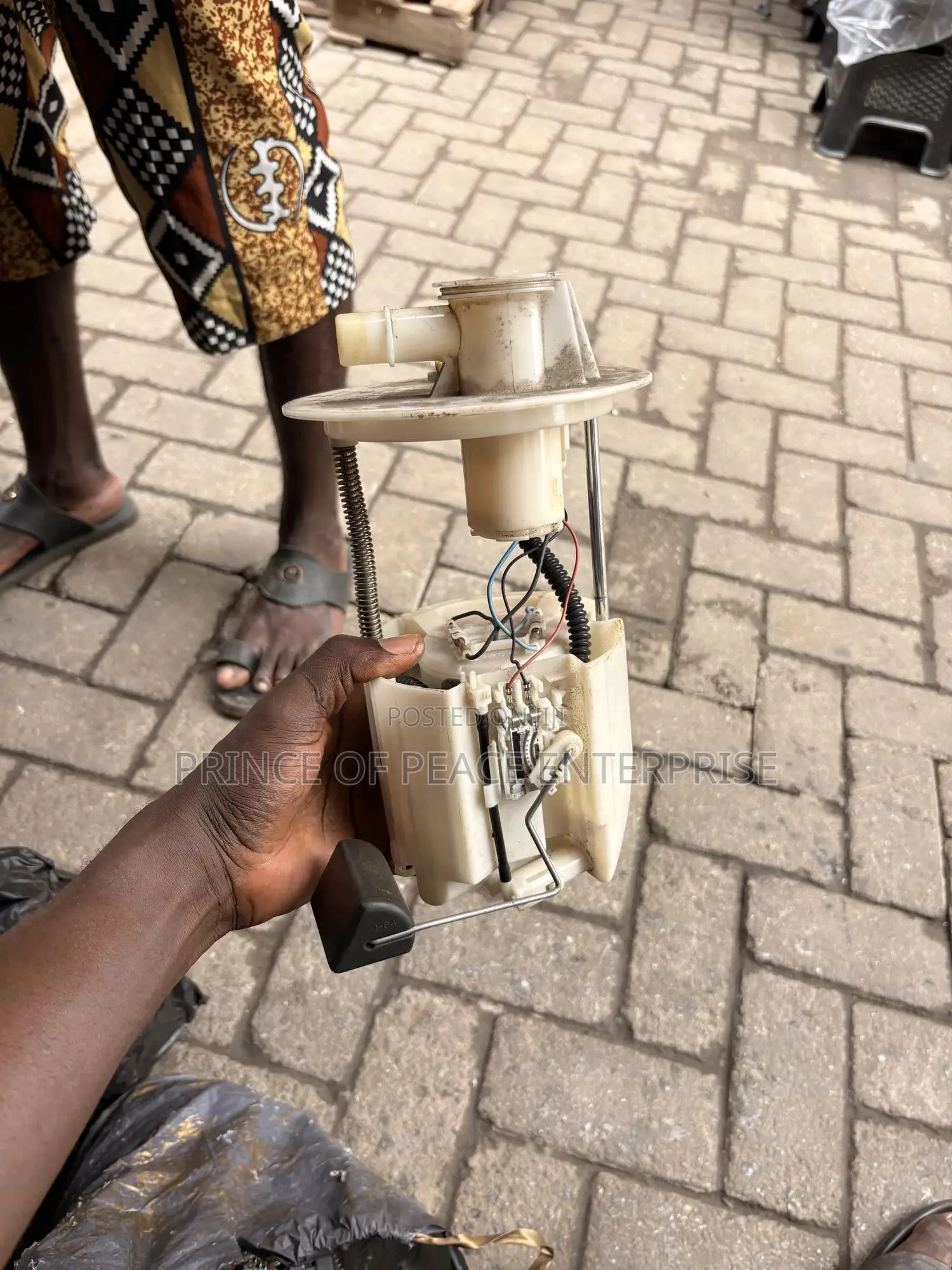 Toyota Corolla 2011 2012 2013 Fuel Pump Complete