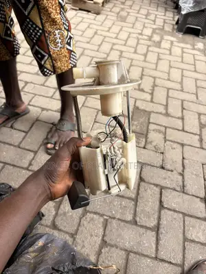 Toyota Corolla 2011 2012 2013 Fuel Pump Complete