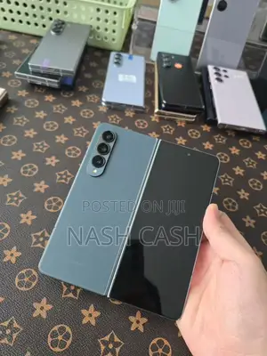 New Samsung Galaxy Z Fold4 512 GB Blue